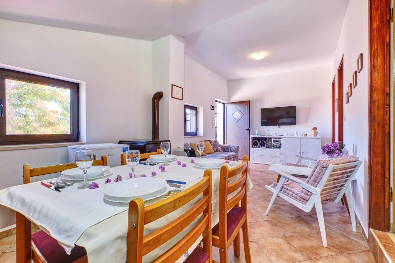Eco Secluded Apartments Zabodarski Čunski エクステリア 写真